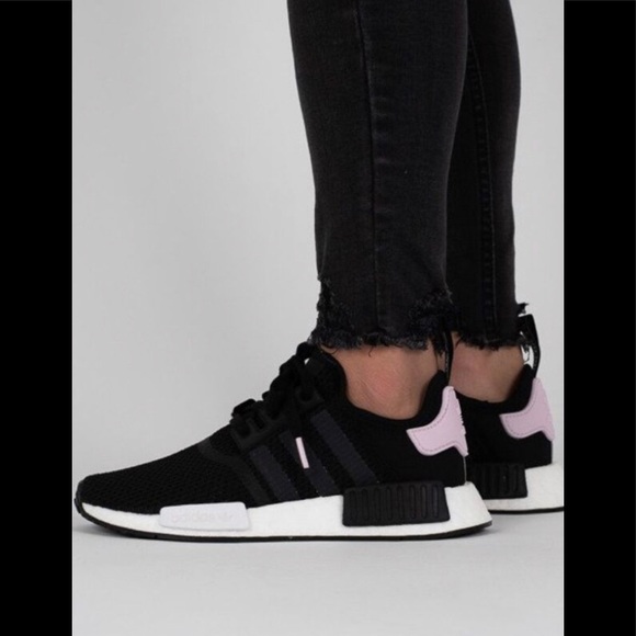 nmd_r1 shoes womens cloud white